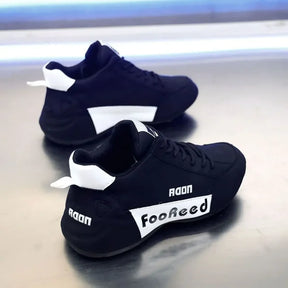 Unisex Outdoor Running Sneakers – 2024 Vulcanized Flat Casual Shoe